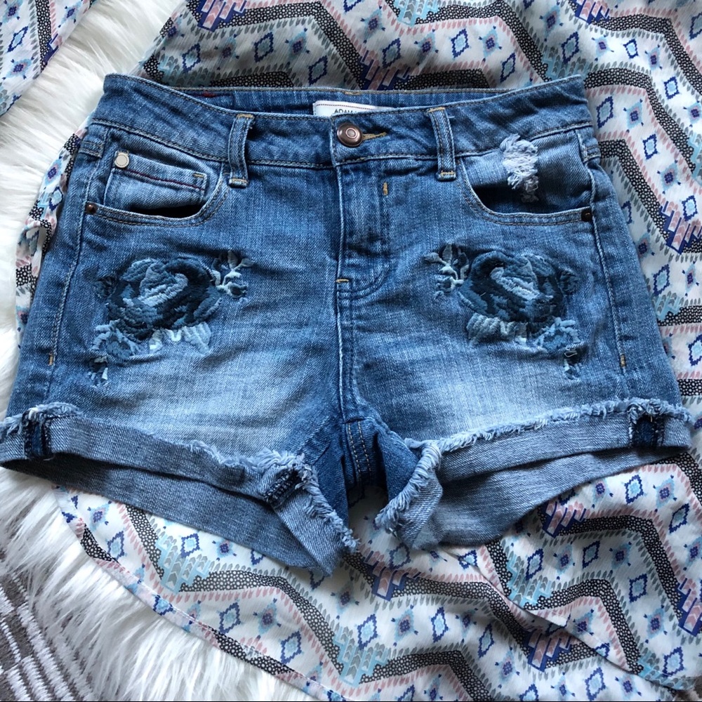 Adam Levine Floral Fringe Embroidered Denim Blue Jean Shorts Size 1